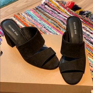 Gianni Bini black mule heel